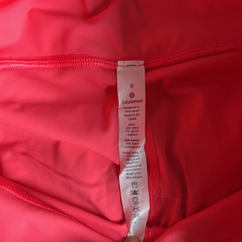 Lululemon On Pace Crop Glossy Hot Pink 6 - Picture 5 of 7